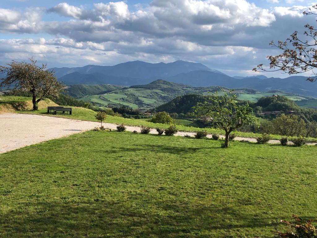 B&B Il Passo Urbino Exteriör bild